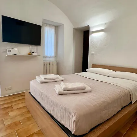 Casa Nostra Mono شقة