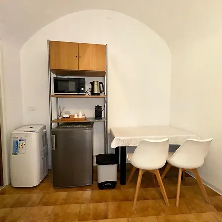 Casa Nostra Mono Apartment *